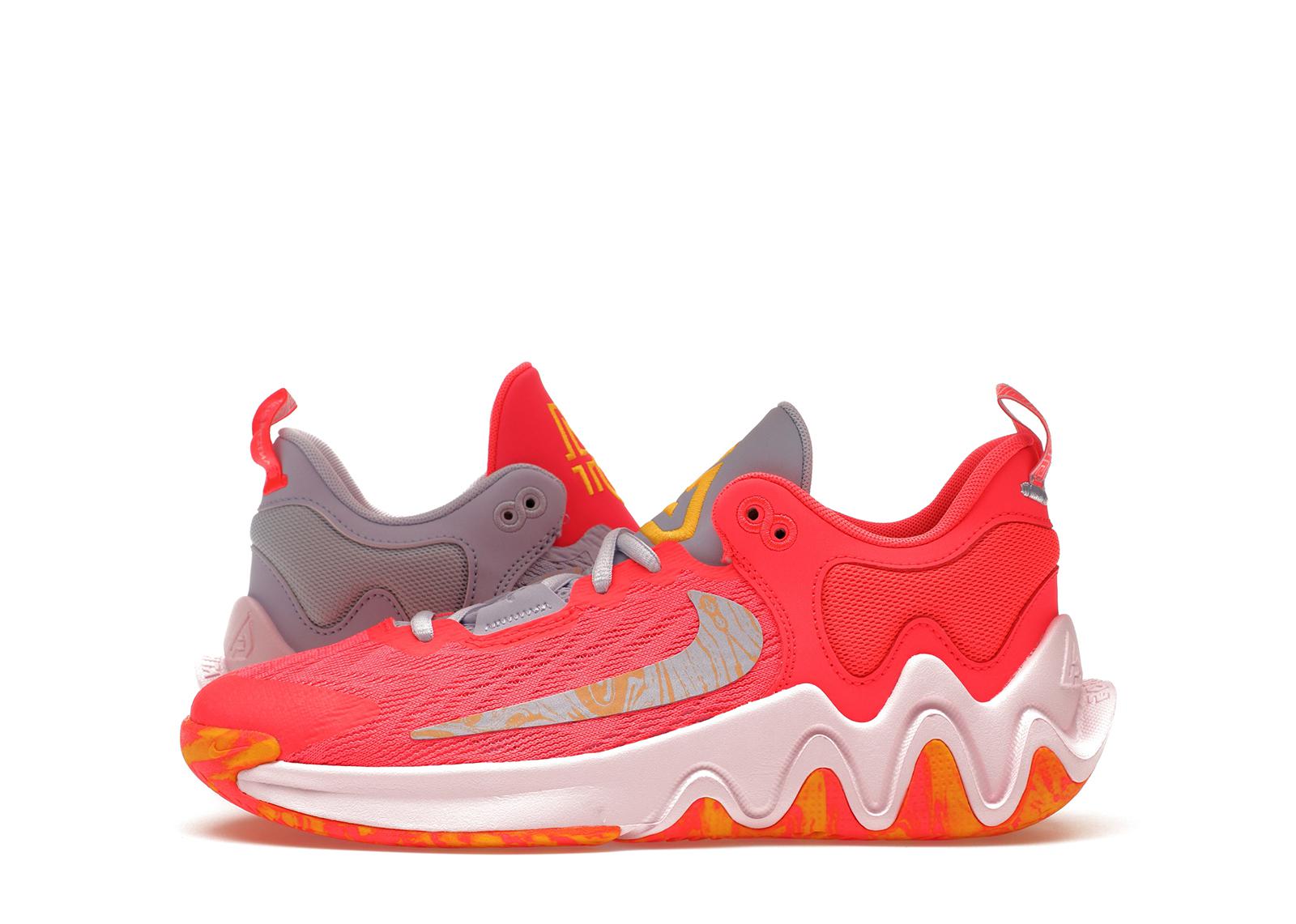 giannis smoothie nikes