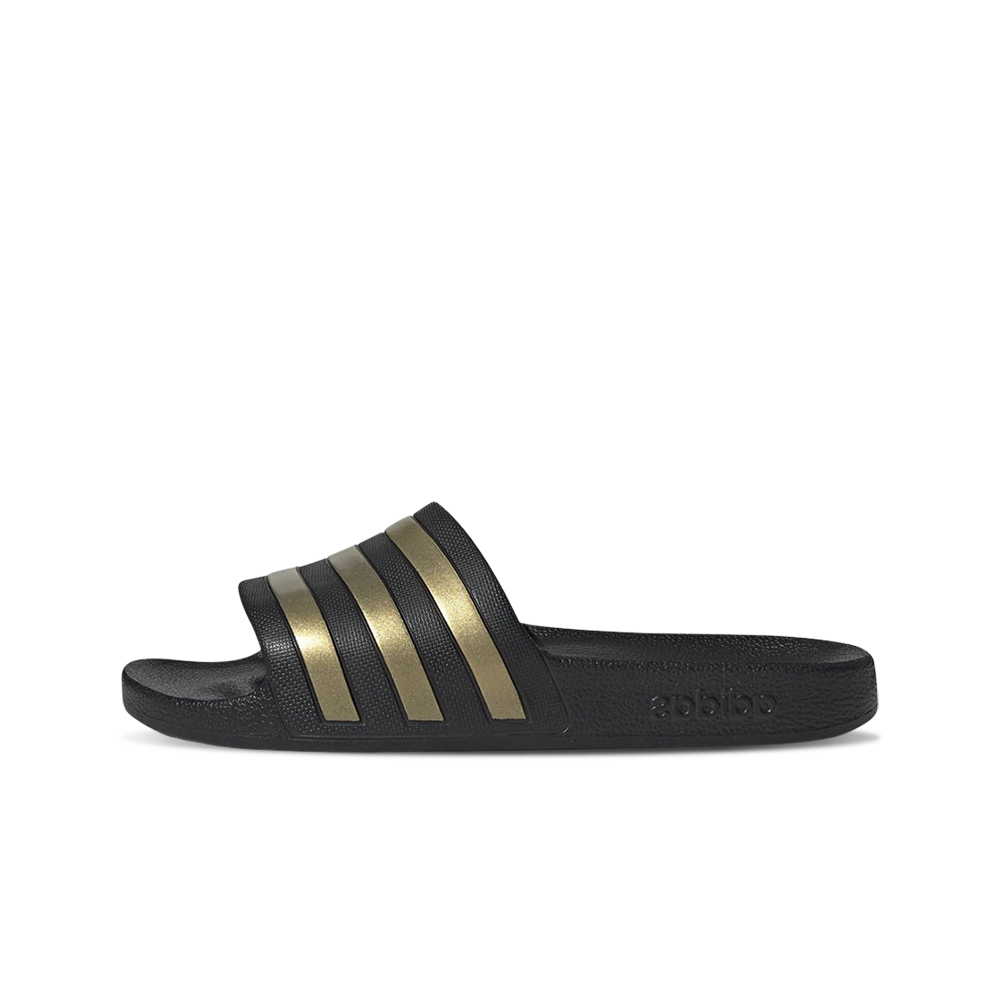 아디다스 아딜렛 아쿠아 슬라이드 블랙 골드 메탈릭 EG1758 | ADIDAS - 슈프라이즈