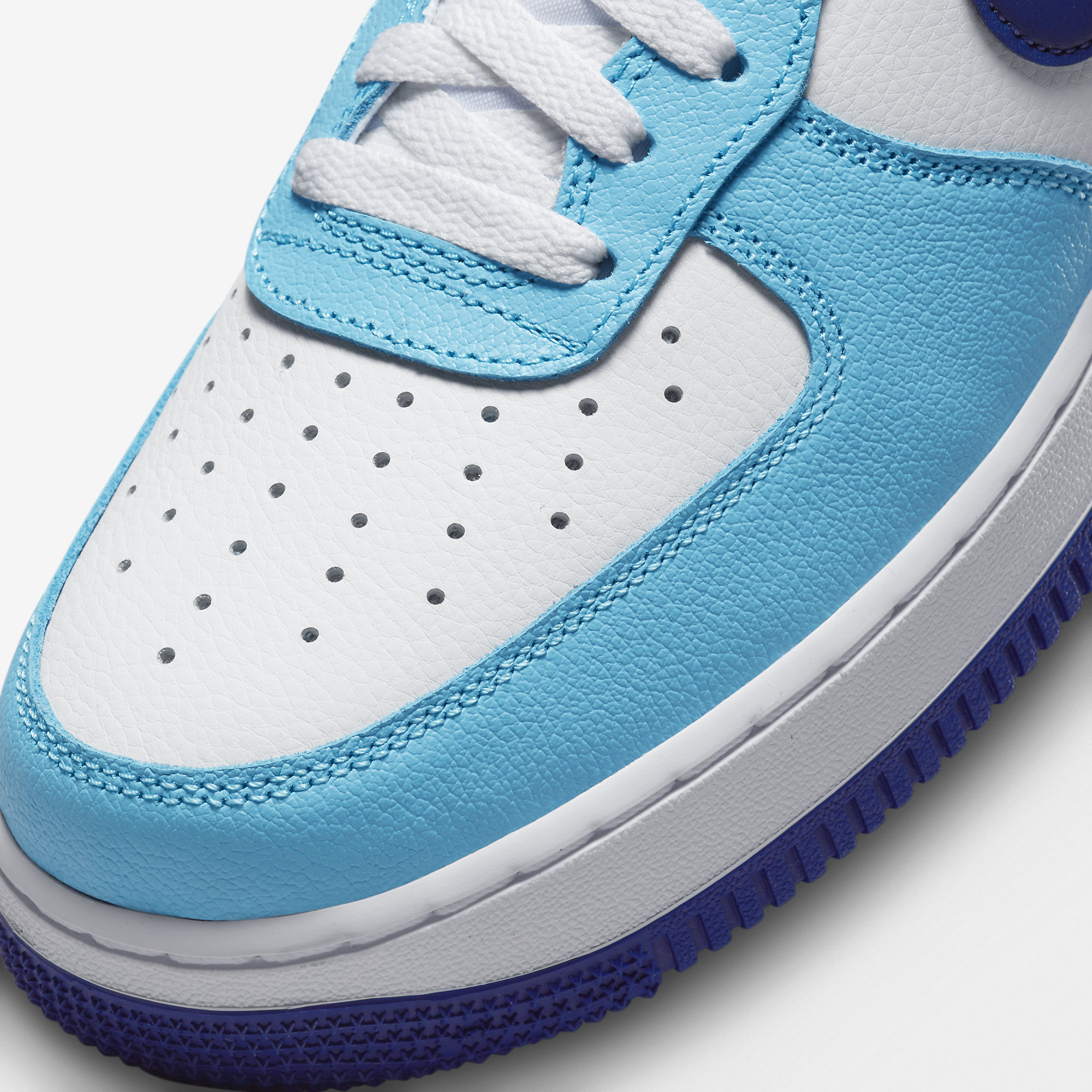 1 07 LV8 DZ2522 100 NIKE 1 07 lv8 dz2522 100 nike