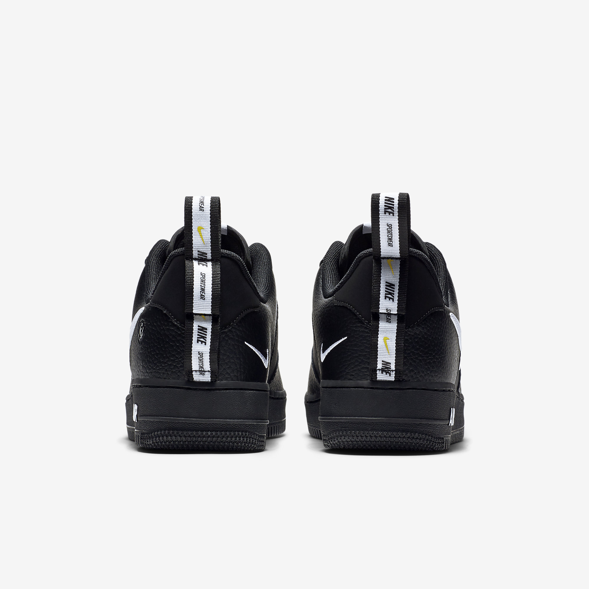 나이키 에어 포스 1 로우 유틸리티 블랙 화이트 블랙 화이트 AJ7747-001 | NIKE - 슈프라이즈