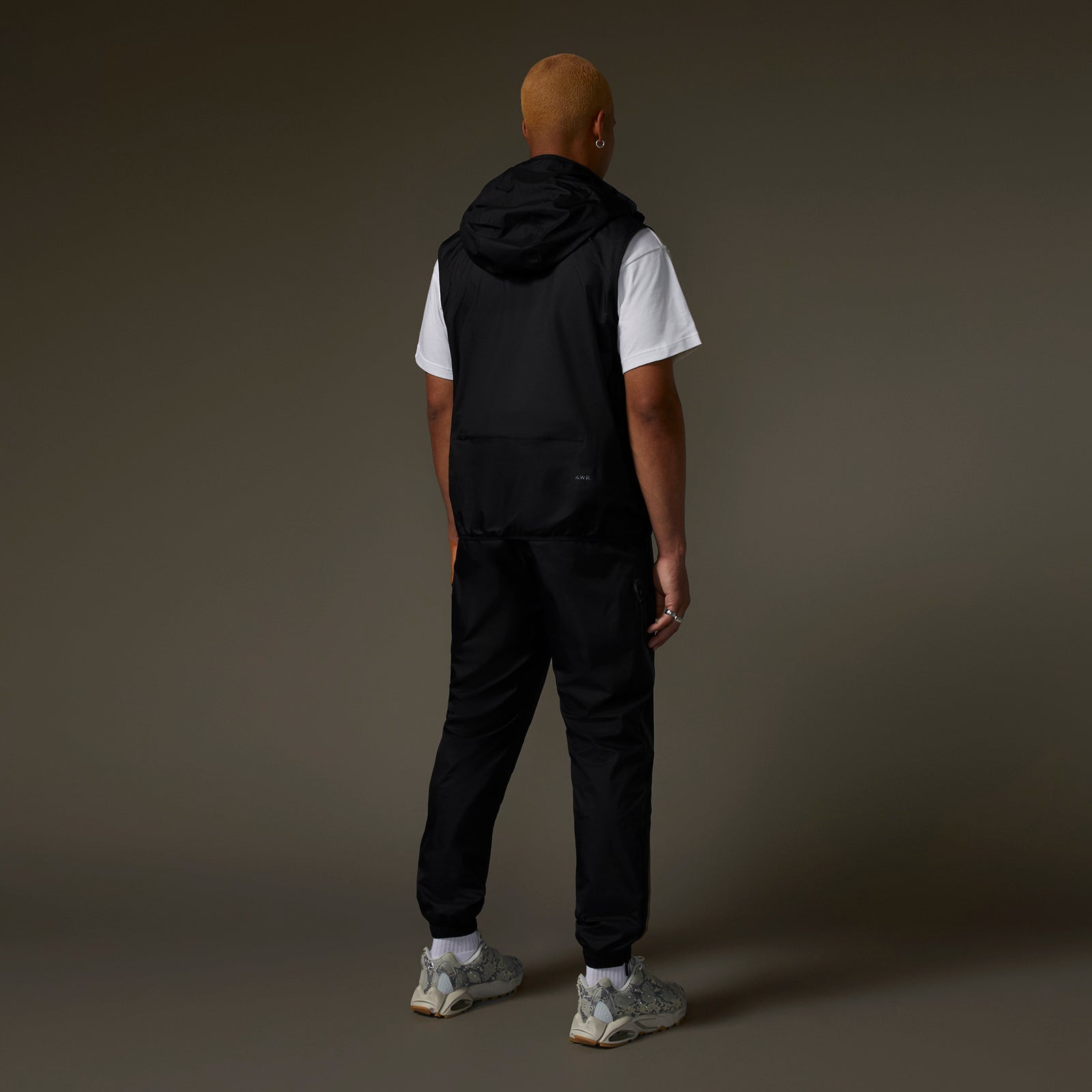 녹타 x 나이키 멘즈 딥 포켓 나일론 테크 자켓 블랙