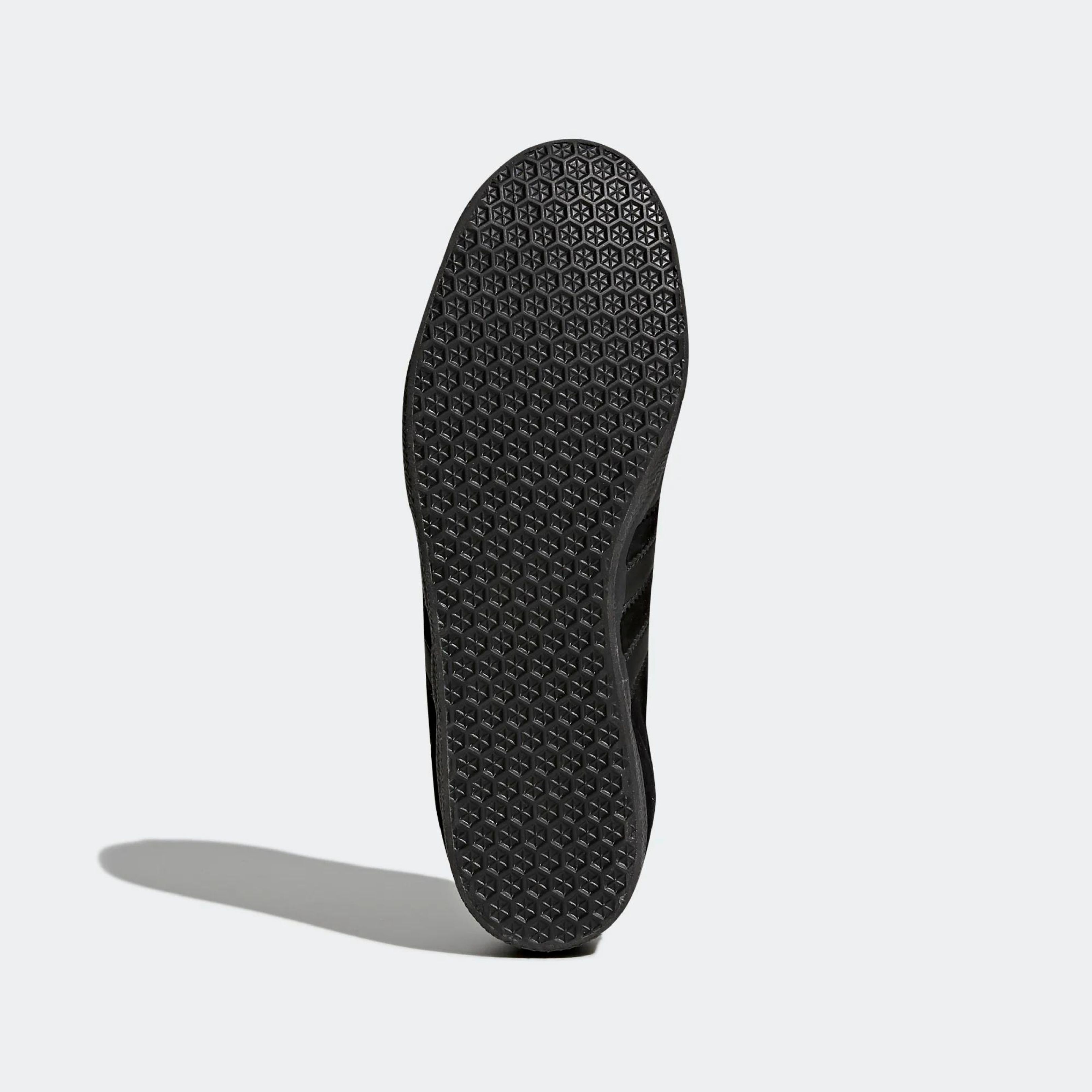 아디다스 오리지널스 가젤 트리플 블랙 CQ2809 | ADIDAS ORIGINALS - 슈프라이즈