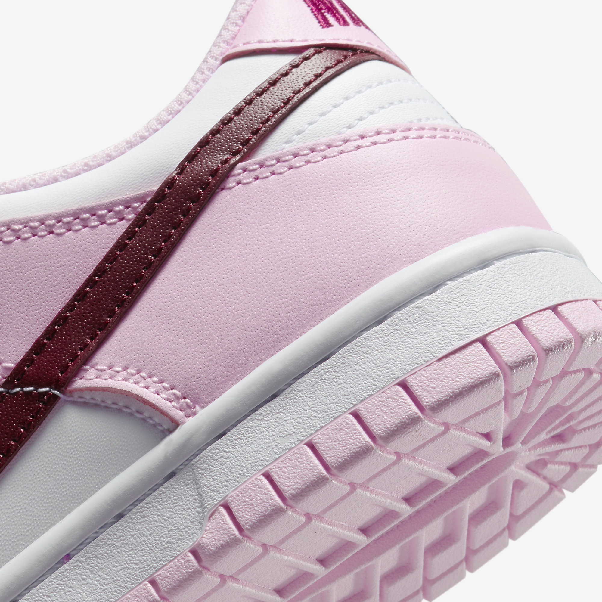 ëì´í¤ ë©í¬ ë¡ì° íí¬ í¼ GS CW1590-601 | NIKE - ìíë¼ì´ì¦