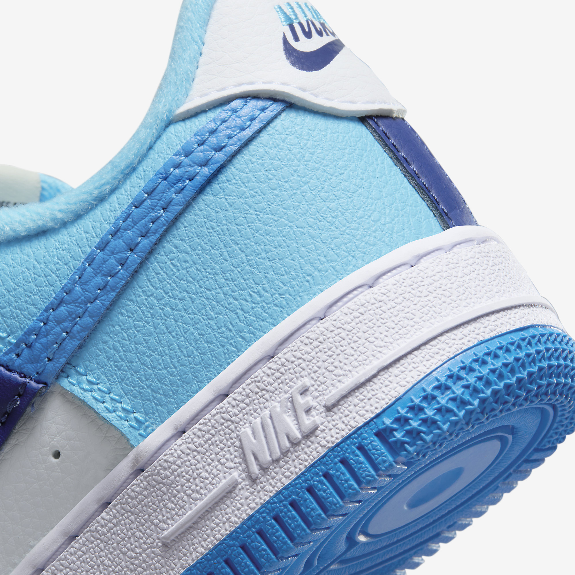 nike air force 1 lv8 blue