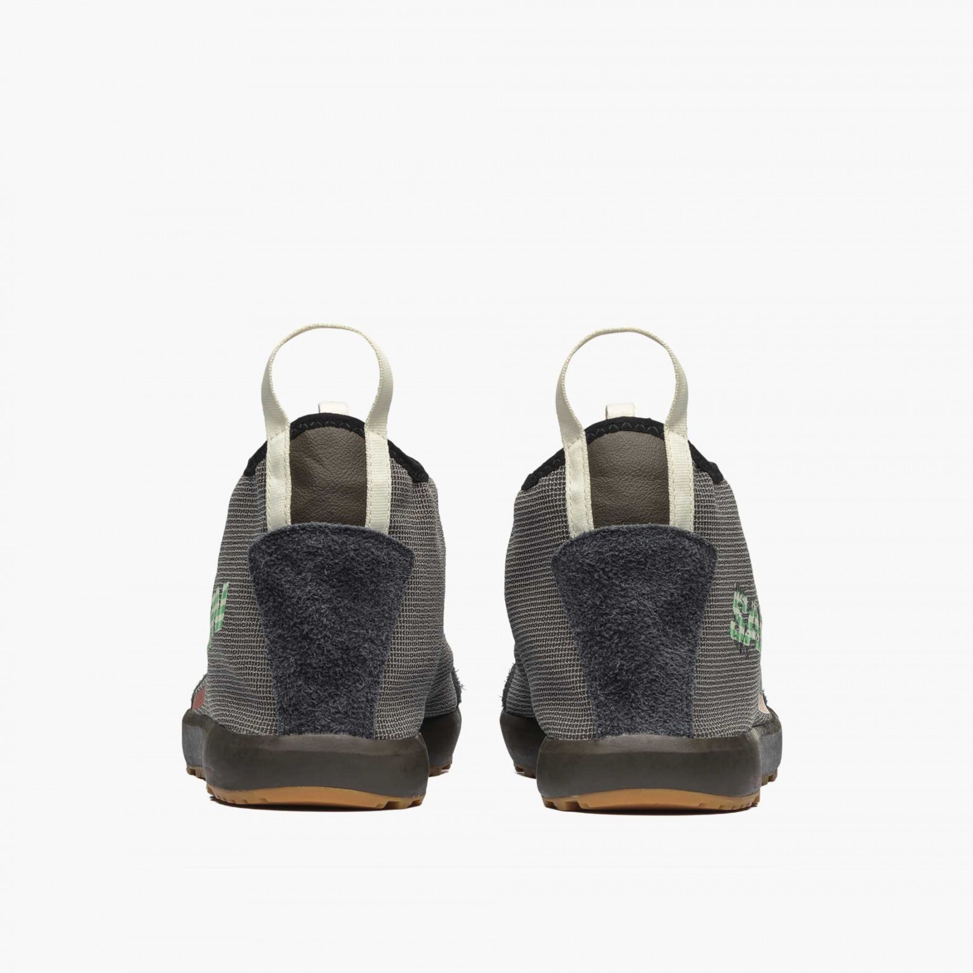 더 브로큰 암 x 살로몬 커버부츠 워렌 블랙 L47421400 | SALOMON